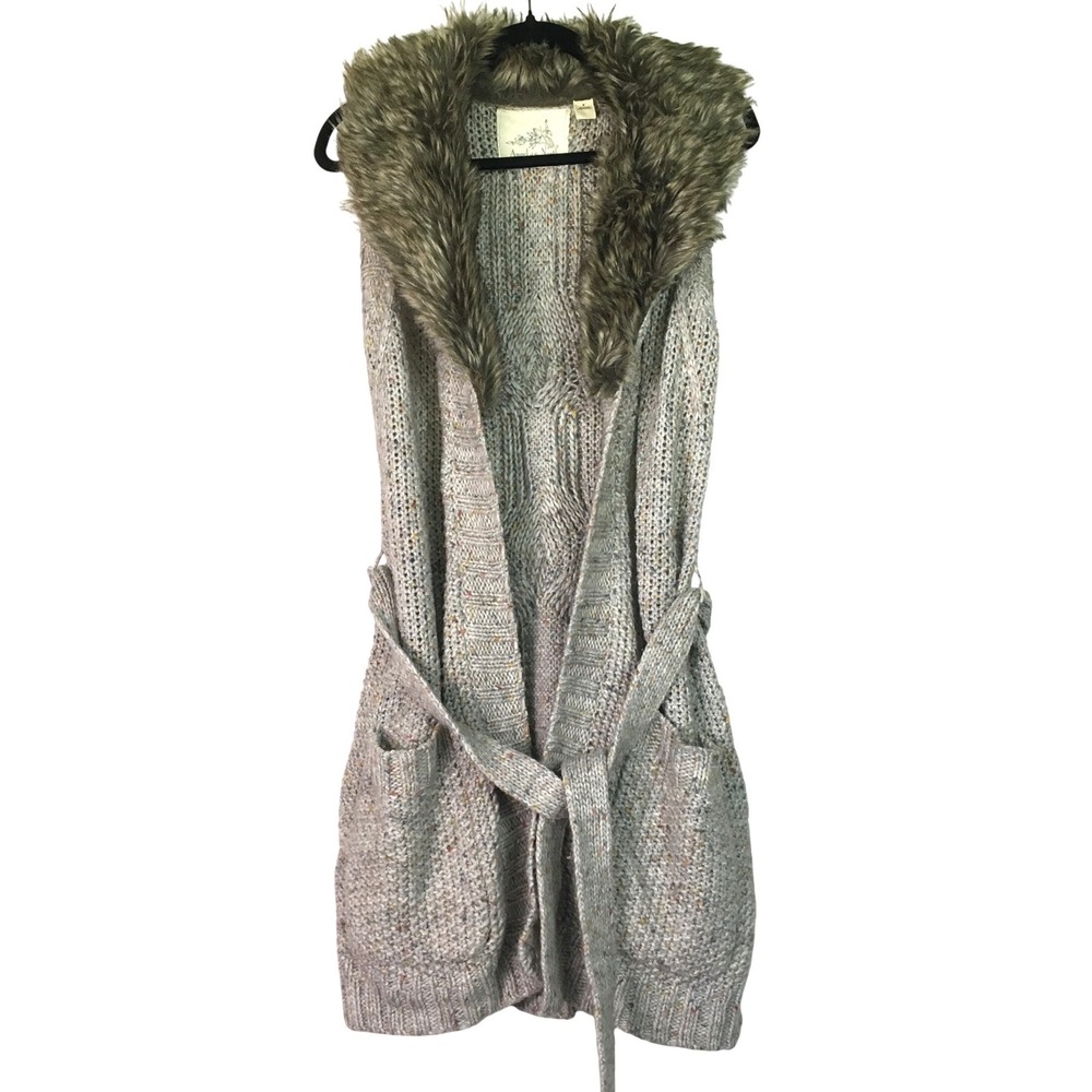 Angel of the North Faux Fur Trim Cable Knit Sweater Vest Gray Tweed Wool Alpaca